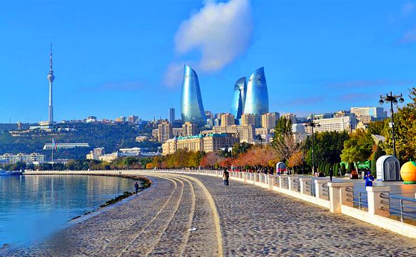 Азербайджан Баку, Бакинский бульвар